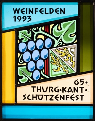 Glasmalerei: Bildscheibe vom Thurgauer Kantonalschützenfest in Weinfelden, Schenkung des Thurgauer Kantonalschützenverbands