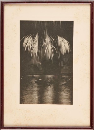 Fotografie: Nachtaufnahme vom Seenachtsfest 1935 mit Ähren-Feuerwerk, anlässlich der kantonalen Unteroffizierstage in Rorschach