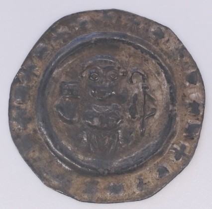 Münze: Pfennig der Abtei Weingarten, geprägt in Altdorf (heute Weingarten, DEU) zur Zeit von Abt Hugo von Montfort (1232–1242), aus der ehemaligen Sammlung von Josef Sager (1905–1964)