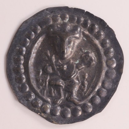 Münze: Pfennig aus der königlichen Münzstätte in Ulm, geprägt zur Zeit von König Philipp von Schwaben (1198–1208), aus der Sammlung von Josef Sager (1905–1964)