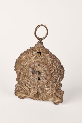 Uhr: Telleruhr mit Kuhschwanzpendel, gehörte zum Inventar im Zisterzienserinnenkloster Kalchrain